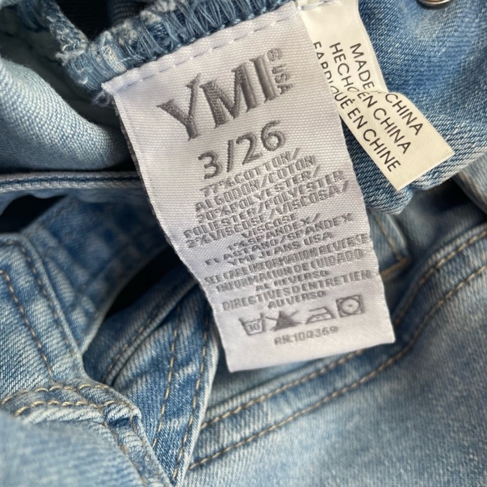 YMI Distressed Denim Overall Shorts Size 3 Blue NWOT - Picture 5 of 6
